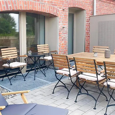 Gut Jarnitz 度假居 *